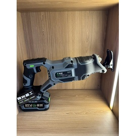 Máy Cưa kiếm dùng Pin EX-8500